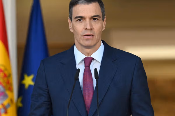 نخستوزیر اسپانیا میگوید کشورش همیشه صدای زنان افغان خواهد بود