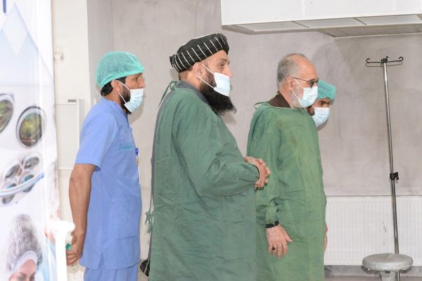 طالبانو د خصوصي روغتیايي مرکزونو د بهرنیو او افغان ډاکترانو څار پیل کړی