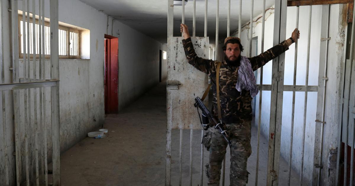 منابع: طالبان در زندان با شوک برقی آلت تناسلی، خبرنگار آزاد را شکنجه کردند