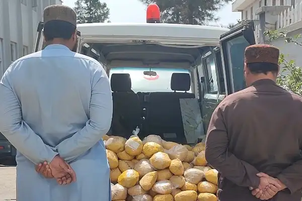 طالبان وايي په تخار کې یې ۵۴۳ کیلوګرامه نشهيي توکي کشف او ترلاسه کړي دي