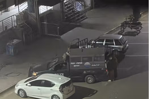 میان انتقال و سایه بازداشت؛ زندگی معلق پناهجویانی که میخواهند از پاکستان به غرب بروند