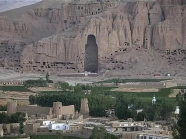 طالبان یک زن و مرد را در ملاء عام در ولایت بامیان شلاق زدند