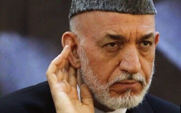 حامد کرزی د درملنې لپاره جرمني ته تللی