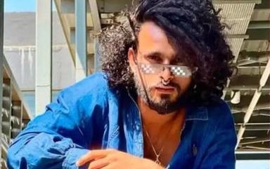 د هندي سینما یو نڅاګر د فلم جوړولو پر مهال په سیند کې ډوب شو