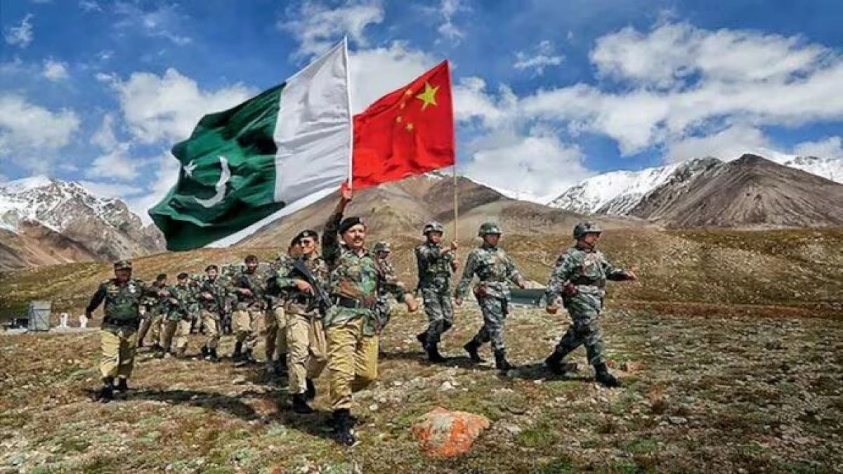 د چین دفاع وزارت: بېجینګ او اسلام‌اباد د پوځي همکاریو پیاوړتیا ته ژمن دي