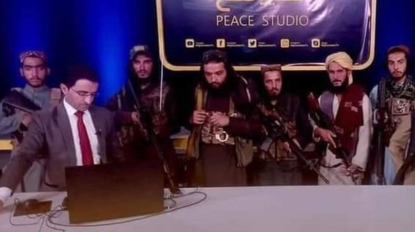 ابراز تاسف سفیران "دوست زنان افغانستان" از تضییع حقوق خبرنگاران و رسانه‌ها در حکومت طالبان