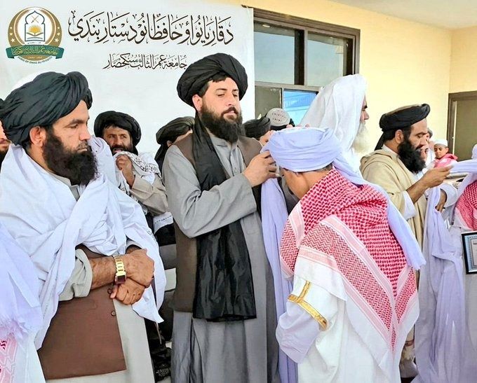 ملا یعقوب مجاهد: په خپلو اولادونو باندې عصري او دیني زده کړې وکړئ