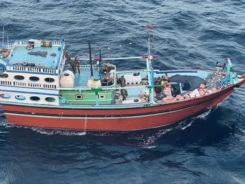 امریکا چهار نفر را به اتهام قاچاق موشک ساخت ایران برای حوثی‌ها محاکمه می‌کند