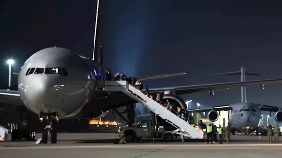 از سرگیری پرواز تخلیه افغانها از آلمان به امریکا