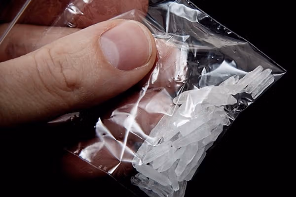 ممنوعیت کشت کوکنار، افغانستان را به کانون متامفتامین بدل کرد