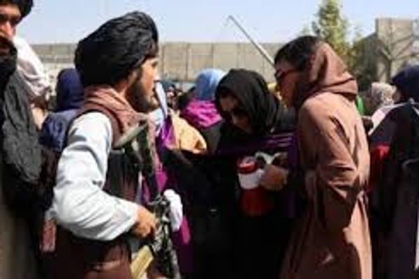 د بشري حقونو څار سازمان: د طالبانو لهخوا جنسیتي توپیر دې «د بشریت ضد جنایت» وبلل شي