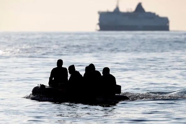 حزب الإصلاح البريطاني ينوي دفع أموال لطالبان مقابل إعادة اللاجئين الأفغان