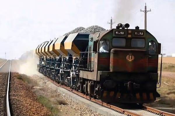 ایران غواړي د افغانستان له لارې له چین سره په مستقیمه توګه د اوسپنې پټلۍ لاره وغځوي