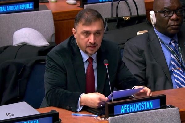 نماینده افغانستان: راهحل بحران تشکیل دولت فراگیر ملی است
