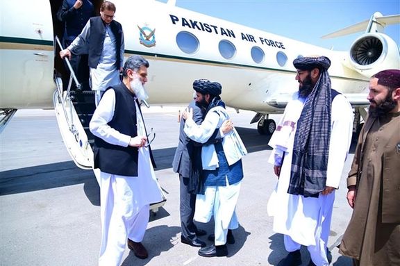 د پاکستان د بهرنیو چارو وزیر په درې اړخیزه غونډه کې د ګډون لپاره کابل ته ورسېد