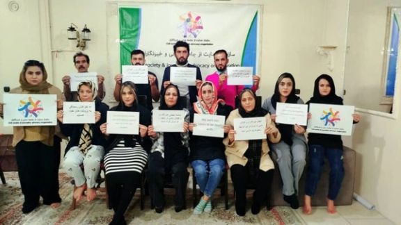 افغانان په جلا وطنۍ کې؛ مجازي مبارزه، عملي اغېزه