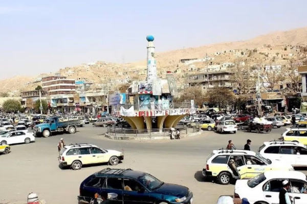 طالبان تجلد رجلاً وامرأة علناً في ولاية بغلان