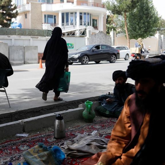 شبكة محللي أفغانستان: قانون "الأمر بالمعروف" لطالبان زاد من تشديد العائلات على النساء