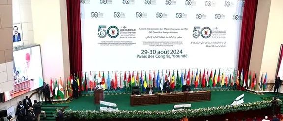 طالبان: متقي د اسلامي همکارۍ سازمان ناستې په څنډو کې د بېلابېلو هېوادونو استازو سره لیدلي