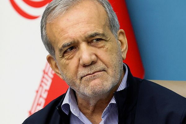 پزشکیان له افغانستان نه د ایران ضد اقداماتو د « مخنیوي» له امله مننه کړې