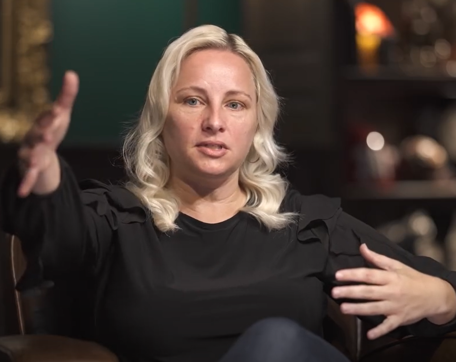 د سارا ادمز ادعا: په افغانستان کې پر «۸۰ زره» مېرمنو د جنسي تېري رپوټونه ورکړل شوي