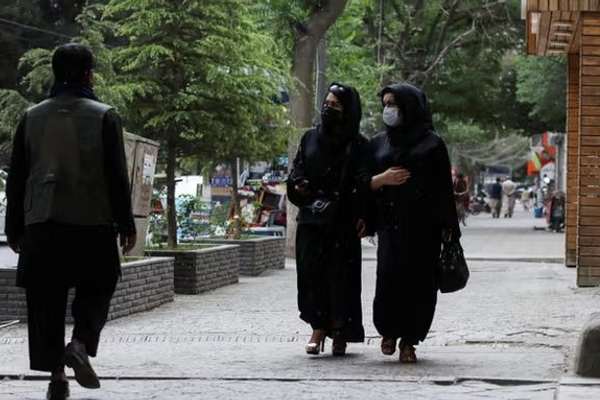 بریتانیا: کوم هېواد چې نیم وګړي یې له زده کړو بې برخي وي پرمختګ نه شي کولی