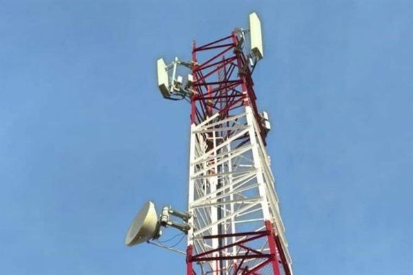 طالبان اینترنت فایبر نوری شهروندان کابل را قطع میکند