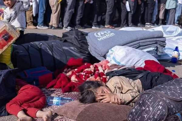 په تېرو دوو اوونیو کې له ایران، پاکستان او ترکیې څخه کابو ۱۵۰زره کډوال هېواد ته ستانه شوي
