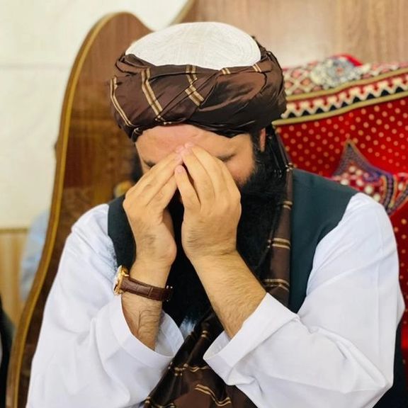 سراجالدین حقانی میگوید آموزش مربوط طالبان است و این گروه به فرمایش جهان عمل نمیکند