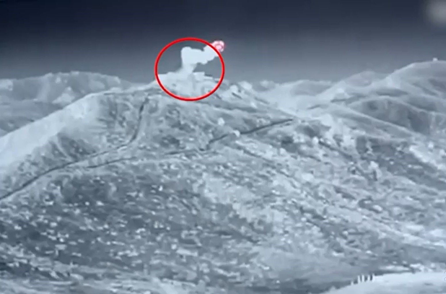 د پاکستان رسنۍ: د کورمې ولسوالۍ اړوند ډيورند کرښې په اوږدو کې یو ځل بیا د جګړې اور بل شوی