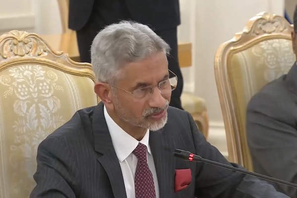 جی شنکر وايي چې له روسیې سره پر افغانستان او د سیمې پر وضعیت غږیږي