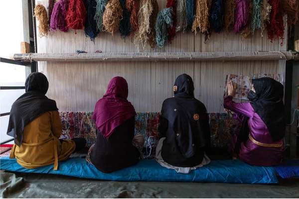 اتحادیه اروپا: کسبوکارهای کوچک به رهبری زنان، برای توسعه افغانستان حیاتیاند