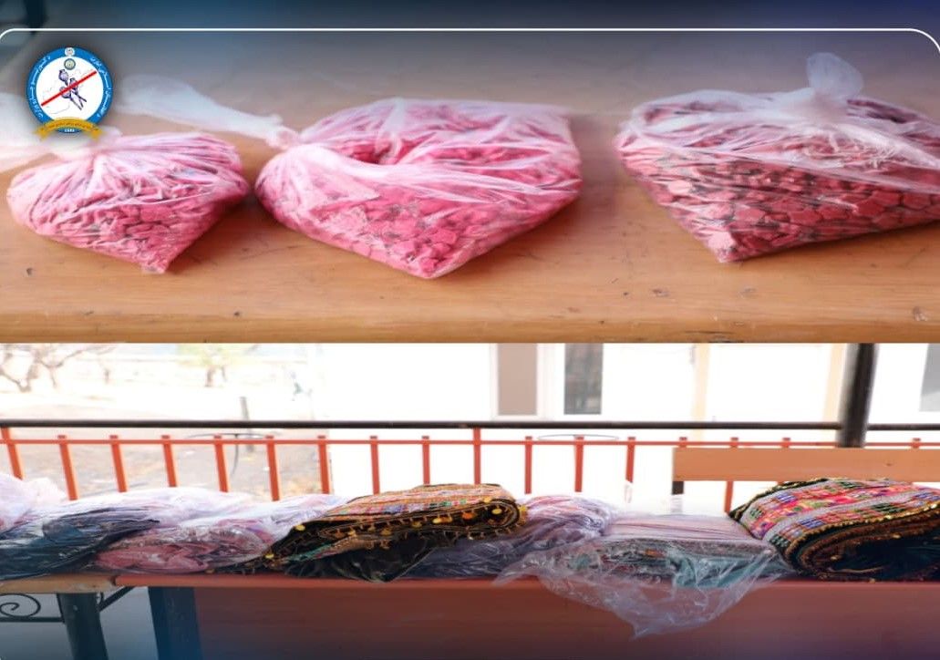 طالبانو دوه کسان له څه باندې ۲ زره نشه‌يي تابلېتونو سره نیولي