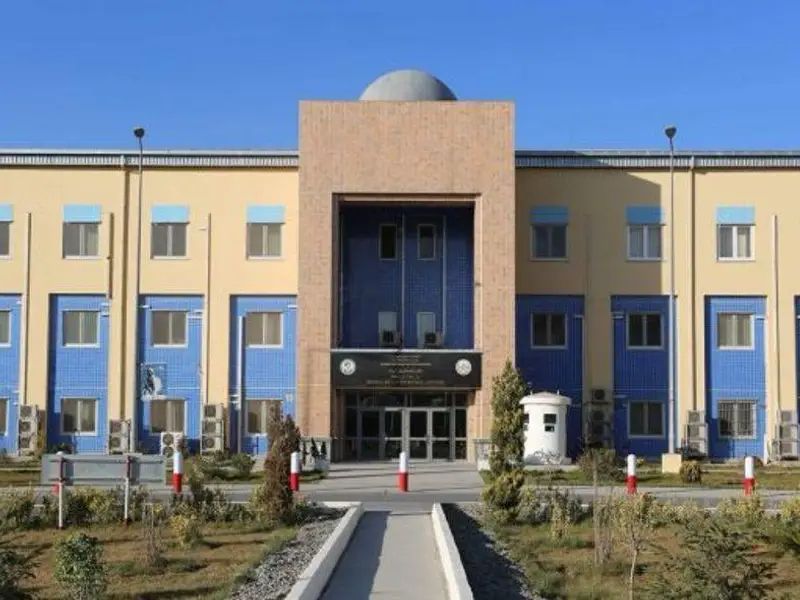 جبهه مقاومت از یک حمله به جنگجویان طالبان در مقابل دروازه وزارت داخله خبر داد