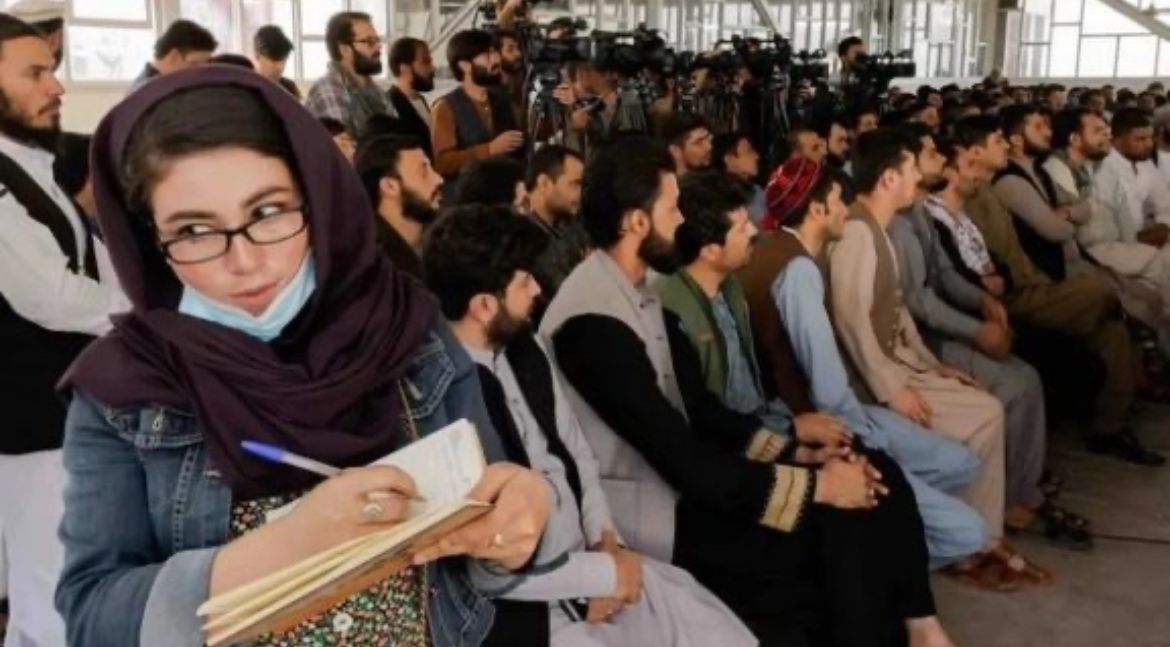 Survey Finds Only 7 Percent Of Afghan Women Journalists Can Work Freely