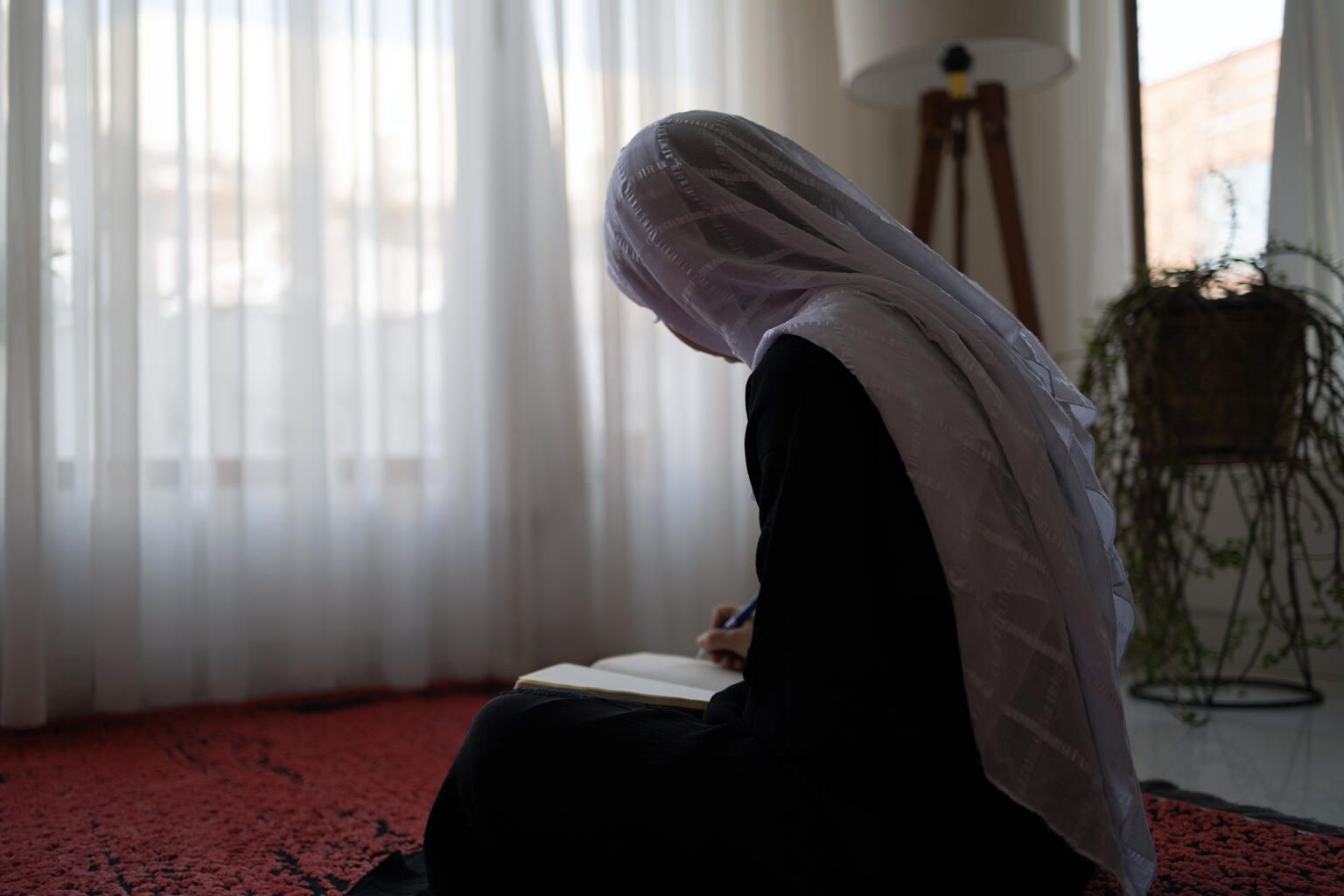 نهادهای بین‌المللی به طالبان: مکاتب را به روی دختران باز کنید