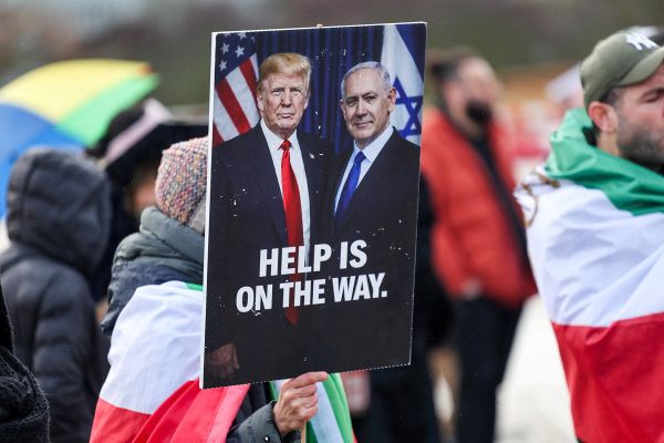 همزمان با کندی مذاکرات ژنو، ادبیات ترامپ درباره حمله به جمهوری اسلامی تند شد