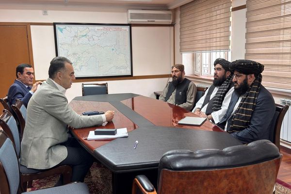 طالبانو د تاجکستان له چارواکو غوښتي چې د کاسا-۱۰۰۰ پروژې کارونه چټک کړي