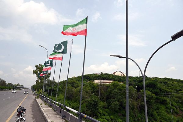 تهران او اسلاماباد د ګډې ازادې اقتصادي سیمې پر جوړېدو هوکړه وکړه