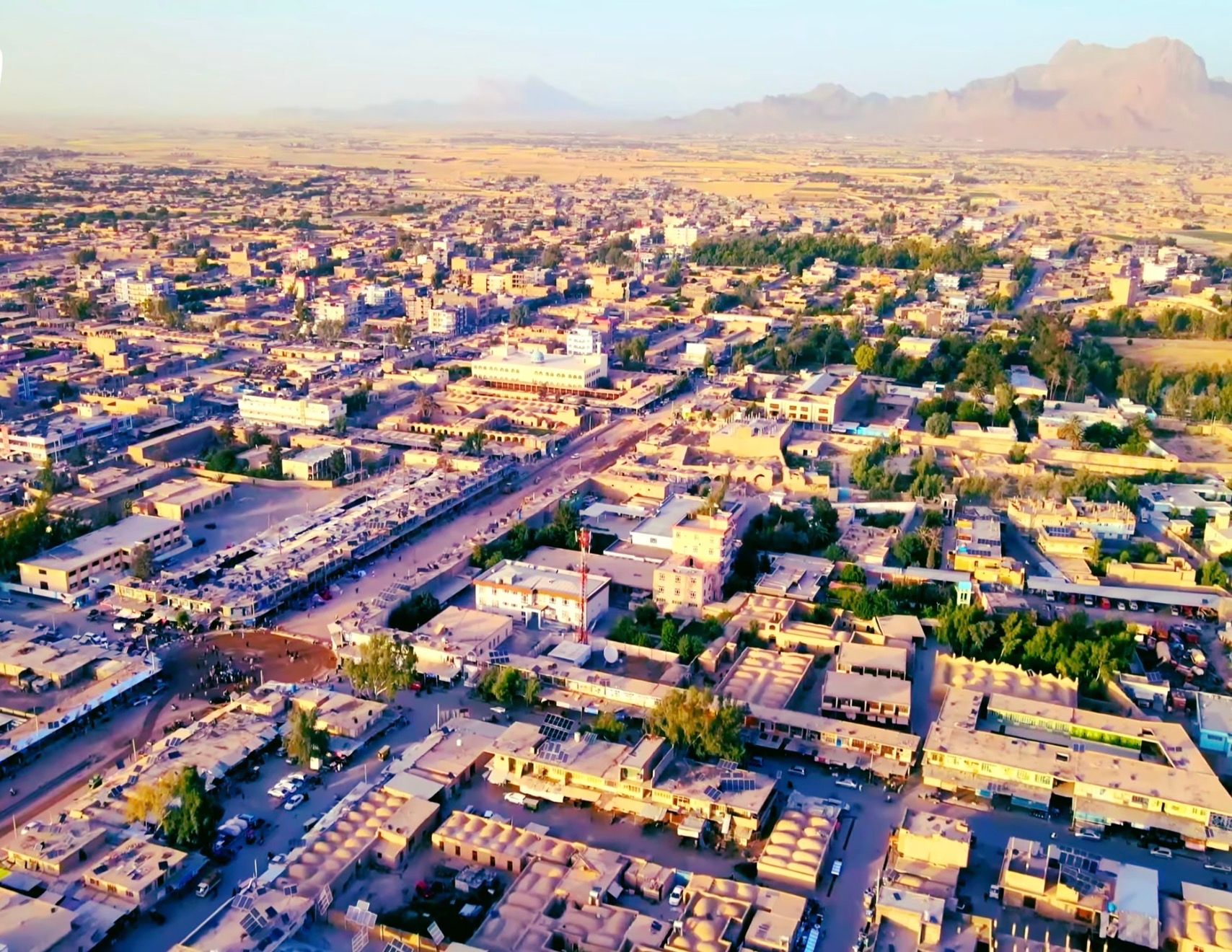 طالبان وایي په هلمند کې یې د څلورو ماشومانو مور د خپل خاوند له ظلمونو ژغورلې