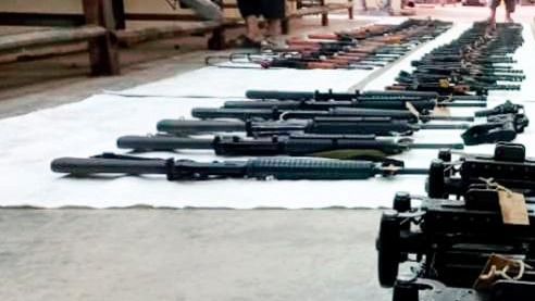 روزنامه نشنال: شبهنظامیان پاکستانی از تسلیحات بهجامانده امریکا در حملات استفاده میکنند