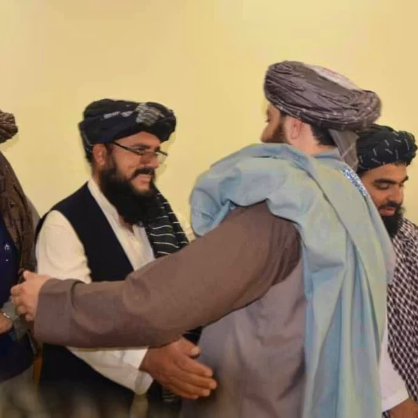 جنگ طالبان با قلم؛ سربازان سایبری چگونه به روزنامهنگاران معتبر حمله میکنند