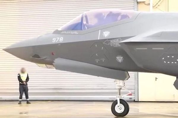 امریکا اسراییل ته درې اېف-۳۵ جنګي الوتکې ورکړې