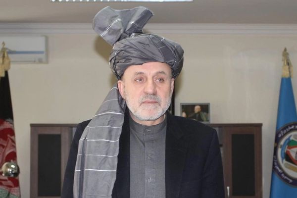 داوودزی: پاکستان تغییر اداره طالبان را زیر نام بستهبندی نظام کلید زده است