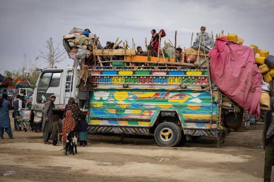 طالبان می‌گوید بیش از چهار هزار افغان در یک روز از پاکستان اخراج شدند