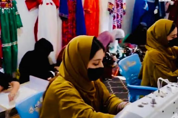 الأمم المتحدة توفر فرص التدريب والعمل لـ70 امرأة وفتاة في قندوز