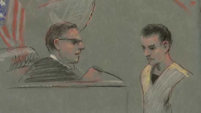 عضو گارد امنیت ملی امریکا به اتهام افشای اسناد طبقه‌بندی شده در دادگاه حاضر شد