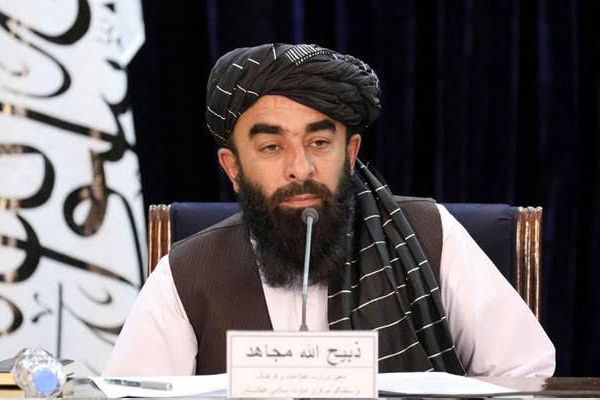 مجاهد: پاکستاني چارواکي باید له کوم ثبوت پرته د پېښو مسوولیت پر افغانستان وانهچوي