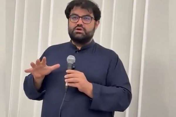ایمل ولي خان: که انسانان، پښتانه او مسلمانان یاست نو د نجونو پر زدهکړو بندیز لرې کړئ