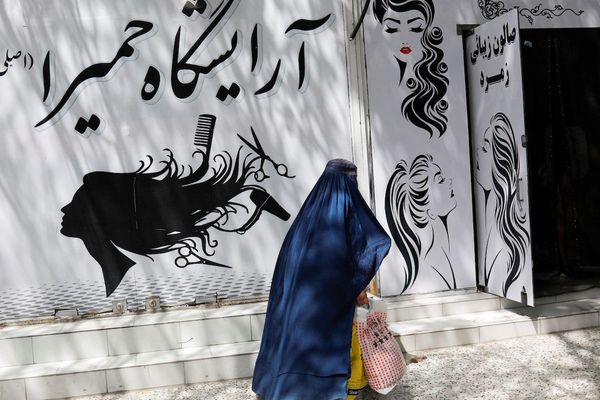 طالبانو د ښځو د پټو سینګارتونونو پر ضد پراخ عملیات پیل کړي
